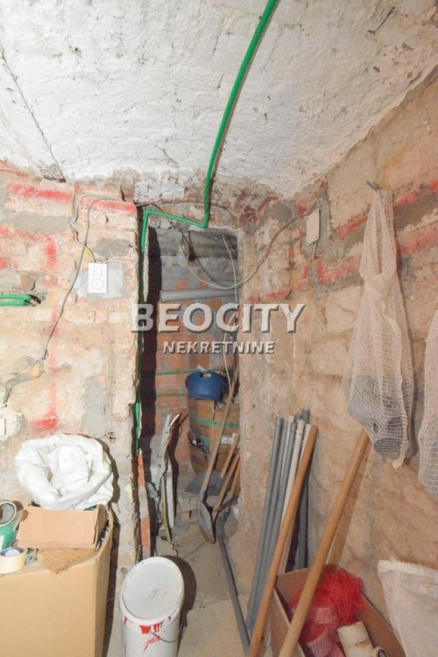 Stari grad, Centar, Budimska, 2.5, 70m2, 150000EUR