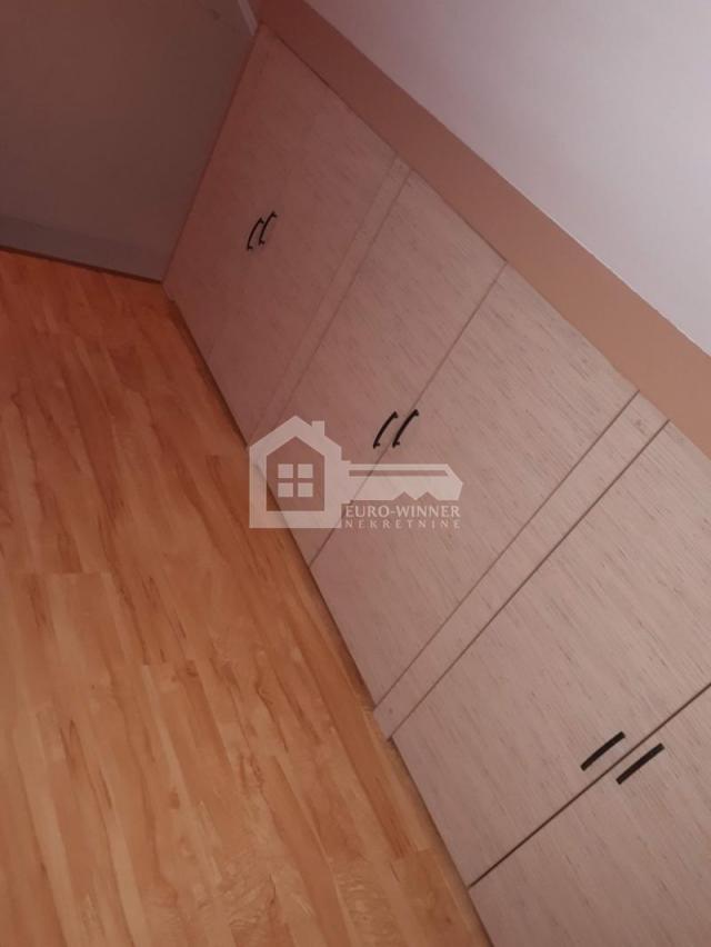 Zemun, Krajiška, stan u kući ID#1231