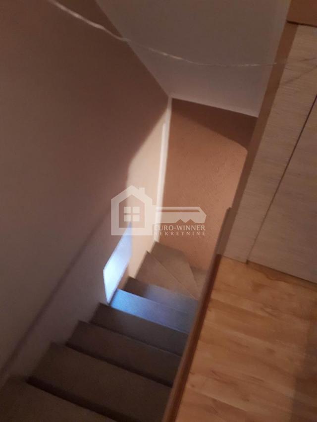 Zemun, Krajiška, stan u kući ID#1231