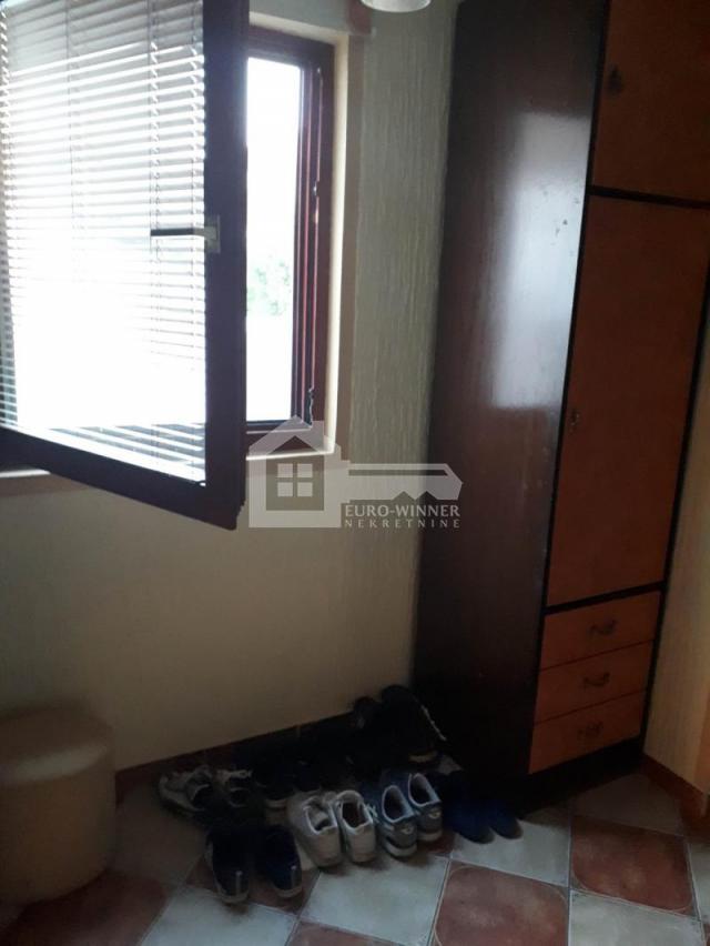 Zemun, Krajiška, stan u kući ID#1231