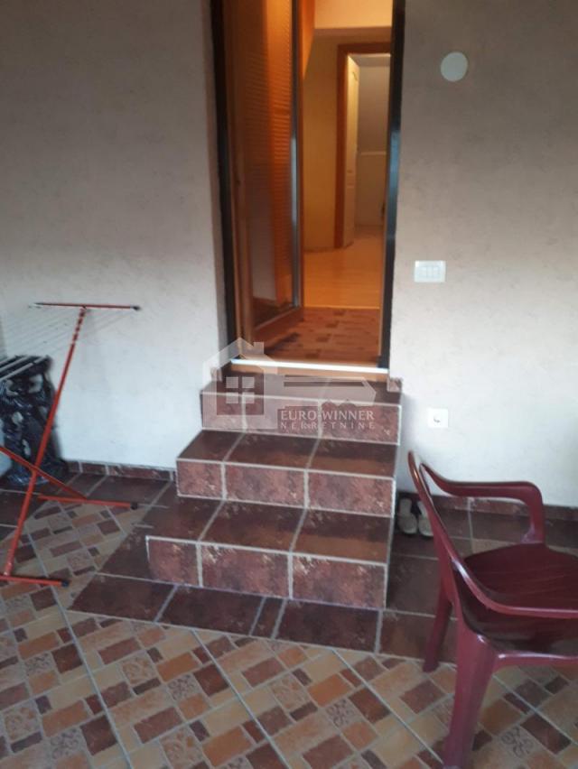 Zemun, Krajiška, stan u kući ID#1231