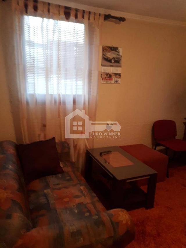 Zemun, Krajiška, stan u kući ID#1231