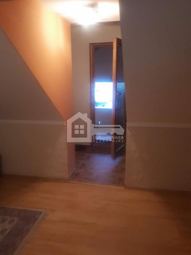 Zemun, Krajiška, stan u kući ID#1231