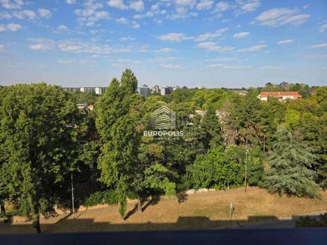 Lux, dvosoban stan u Zemunskim kapijama ID#8319