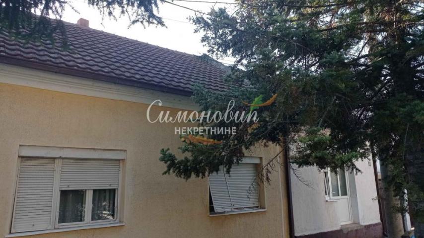 Zemun, Tršćanska, 187m2, eg, garaža, 3.8 ari, uknjižena ID#1713