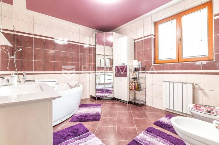 Zagreb, Pantovčak, uređen četverosoban 200 m2
