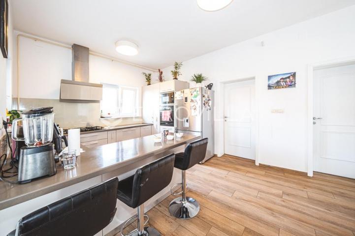 Samobor, prekrasna moderna kuća 301 m²