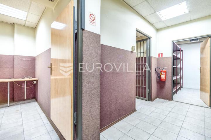Zagreb, Črnomerec, funkcionalan poslovni prostor 80 m²