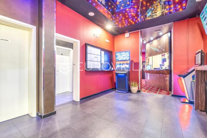 Zagreb, Borovje, prostran poslovni prostor/lokal NKP 373 m2