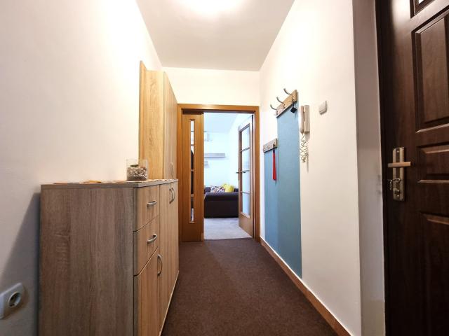 Dvosoban namješten stan, 63m2, Blok 9, Podgorica