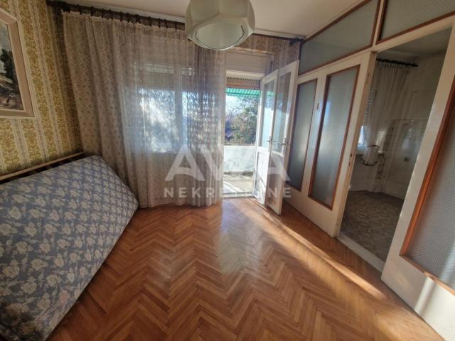 Bezdan. Kuća na sprat, 147m2, plac 11a