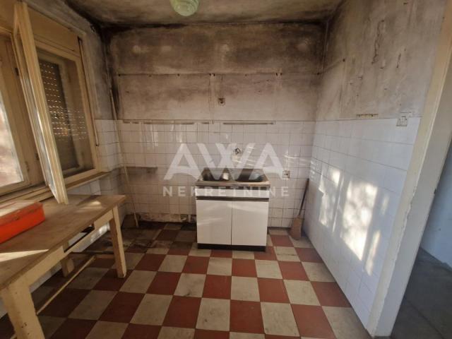 Bezdan. Kuća na sprat, 147m2, plac 11a