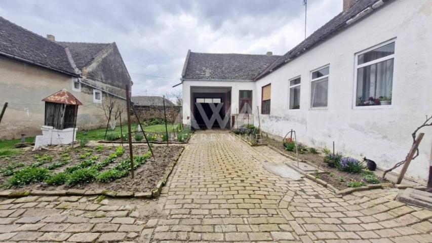 Stanišić, Starogradska kuća 306 m2