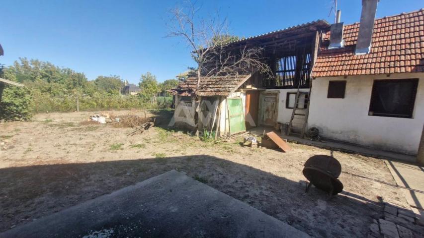 Stapar, Kuća sa započetom renovacijom, 125m2