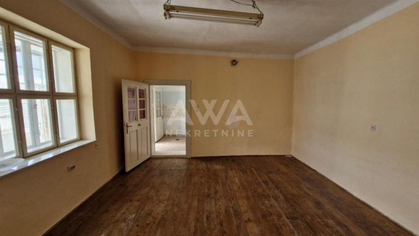 Bezdan, Kuća 172m2 sa pomoćnim objektima