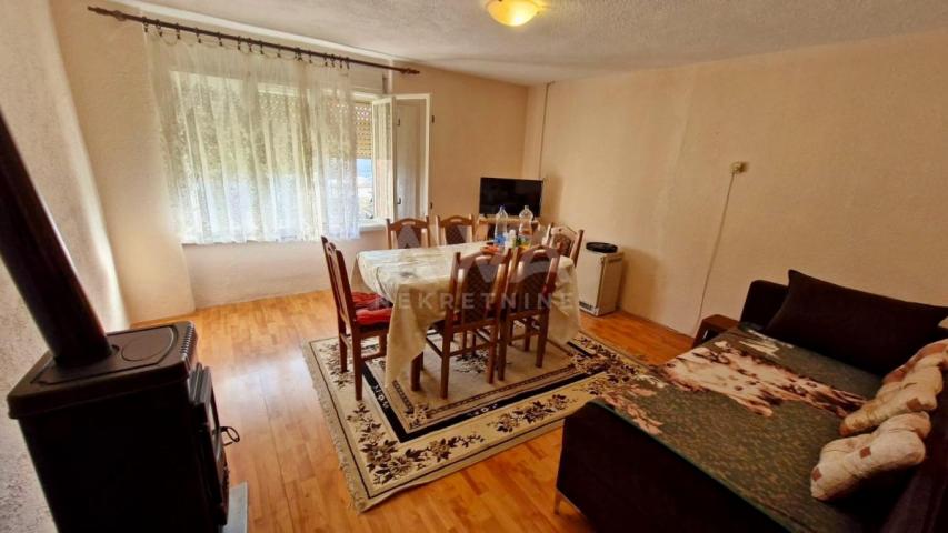 Bezdan, Kuća 175 m2 na placu od 1513 m2