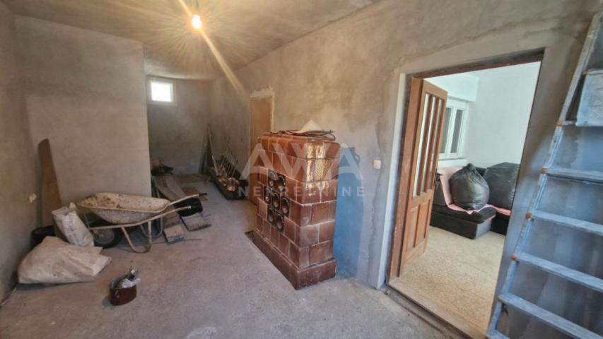 Stapar, Kuća sa započetom renovacijom, 125m2