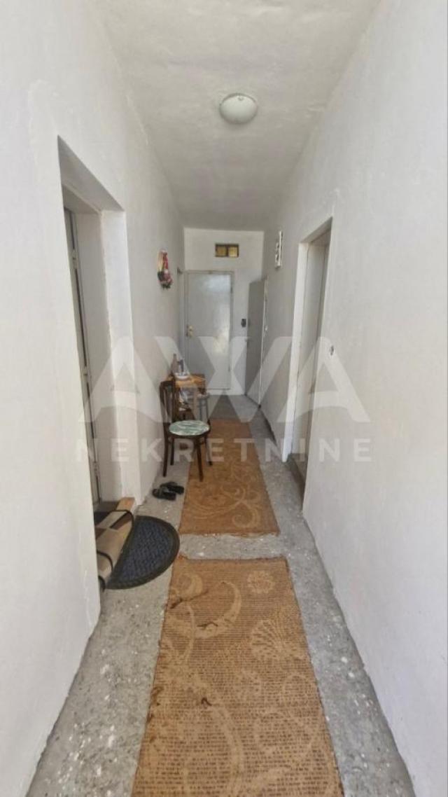Stapar, Kuća sa započetom renovacijom, 125m2