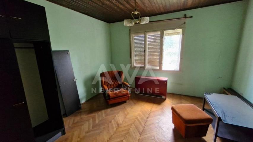 Sombor, spratna kuća u Mlakama 158 m2