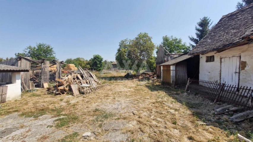 Kolut, Starogradska kuća od 110 m2, Plac 1461 m2