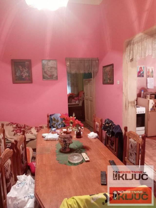 PEŠAČKA ZONA-KRALJA ALEKSANDRA, 51m2, Dvosoban, Salonski