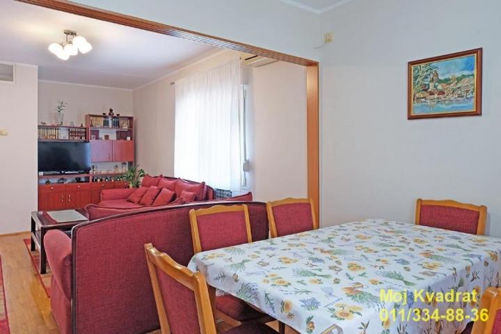 Zemun, Novi grad - Kumanovska, 92m2