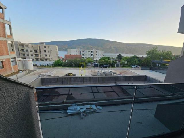 Prodaje- jednosoban stan 50m2 u Đenovićima