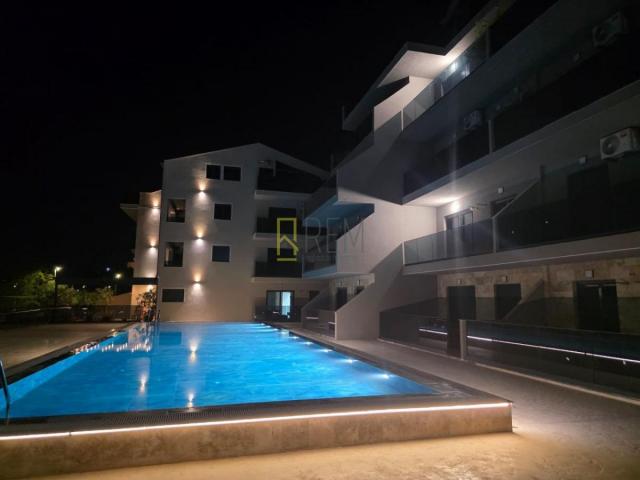 Prodaje- jednosoban stan 50m2 u Đenovićima