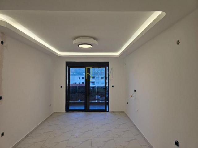 Prodaje- jednosoban stan 50m2 u Đenovićima