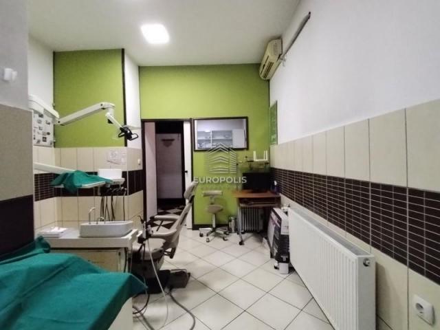 Izdavanje lokala-TC Piramida, Blok 44 ID#8758