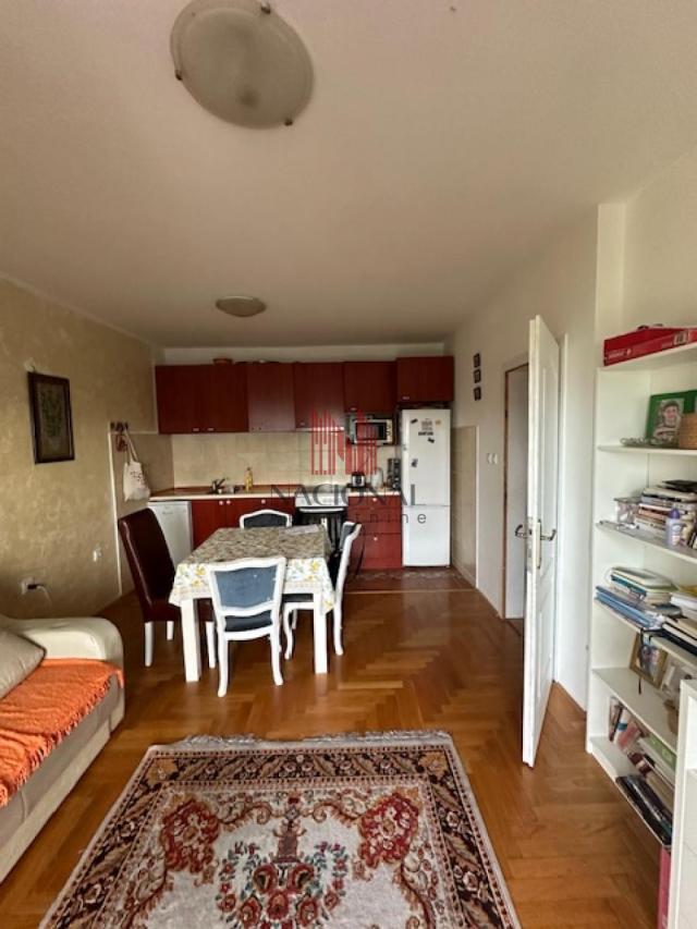 CENTAR 43 m2
