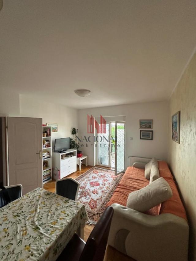 CENTAR 43 m2