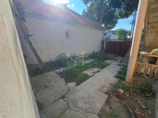 KUĆA SA LOKALOM!!!