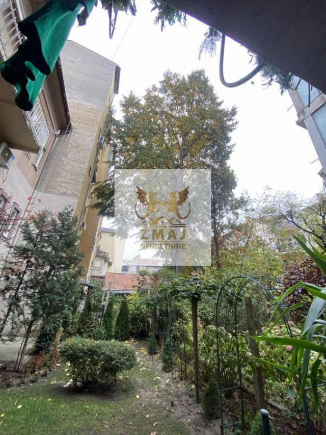 NAJBOLJA LOKACIJA, CENTAR GRADA KOD IZVRSNOG VECA, STAN 42m2