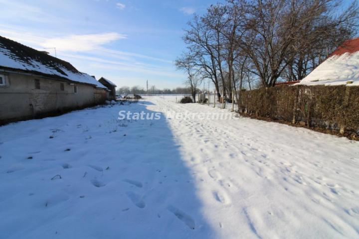 Građevinski plac za kuću 065/3858-888