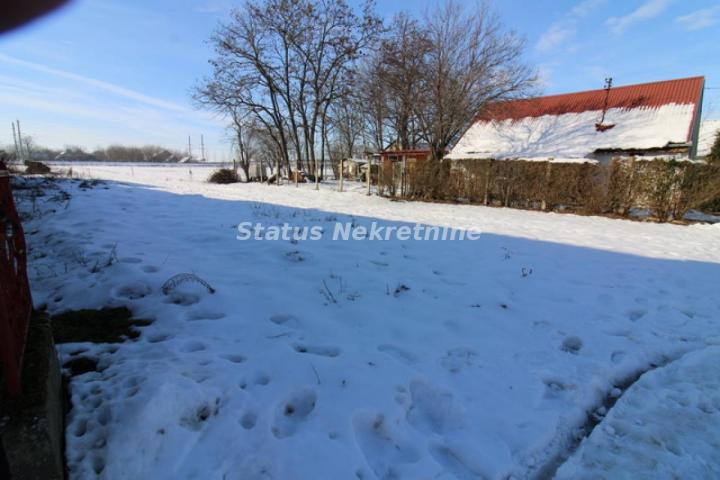 Građevinski plac za kuću 065/3858-888