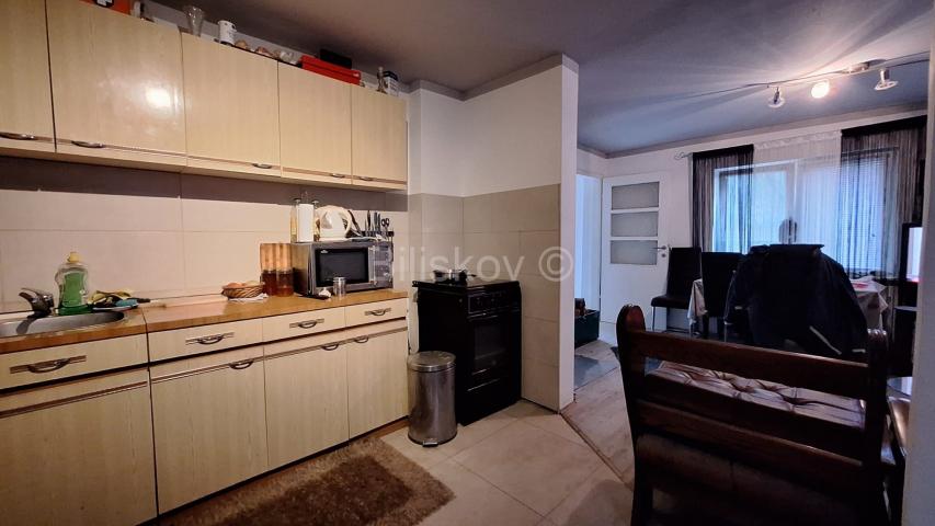 Prodaja, Galgovo, kuća u izgradnji 75m2, sastoji se od tri stana, vrt