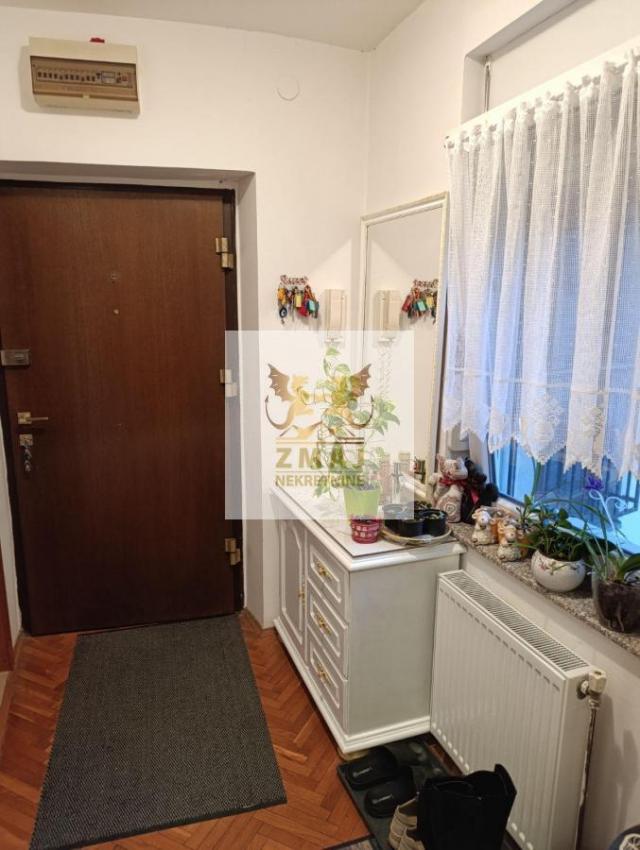 SAM CENTAR GRADA,  STAN 39m2, STARA GRADNJA!