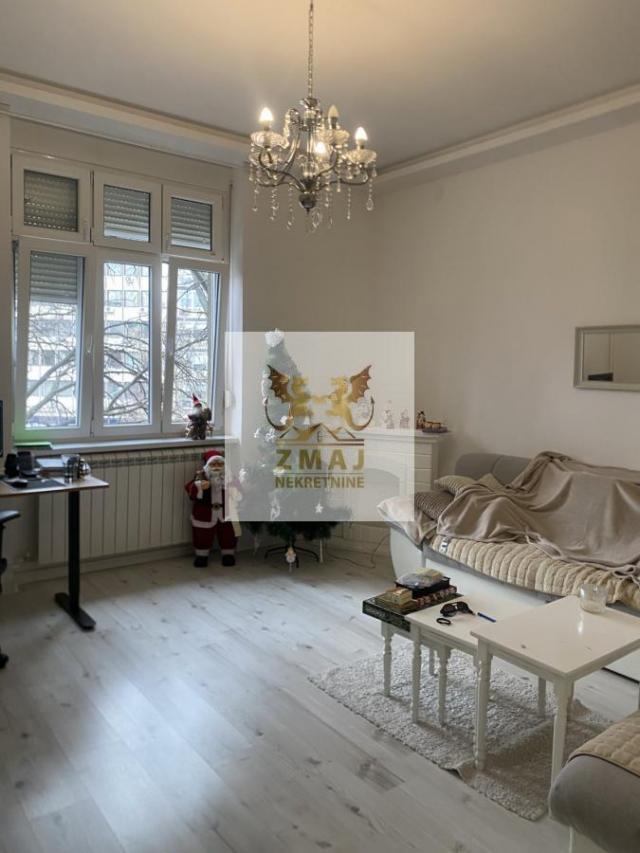 PRELEP STAN, SAM CENTAR GRADA 61m2, POTPUNO RENOVIRAN!