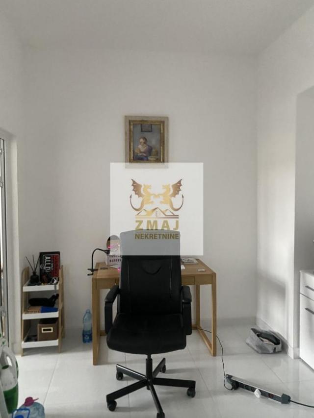 PRELEP STAN, SAM CENTAR GRADA 61m2, POTPUNO RENOVIRAN!