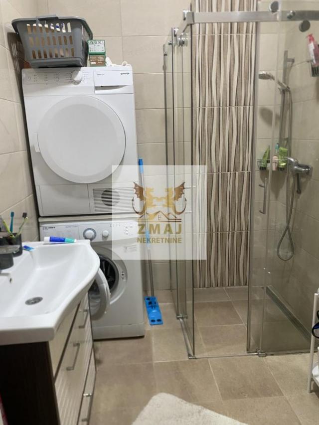 PRELEP STAN, SAM CENTAR GRADA 61m2, POTPUNO RENOVIRAN!