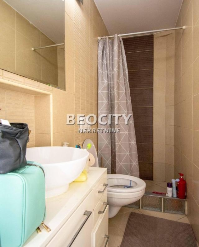 Zemun, Centar, Radoja Dakića, 2.0, 43m2, 114900EUR