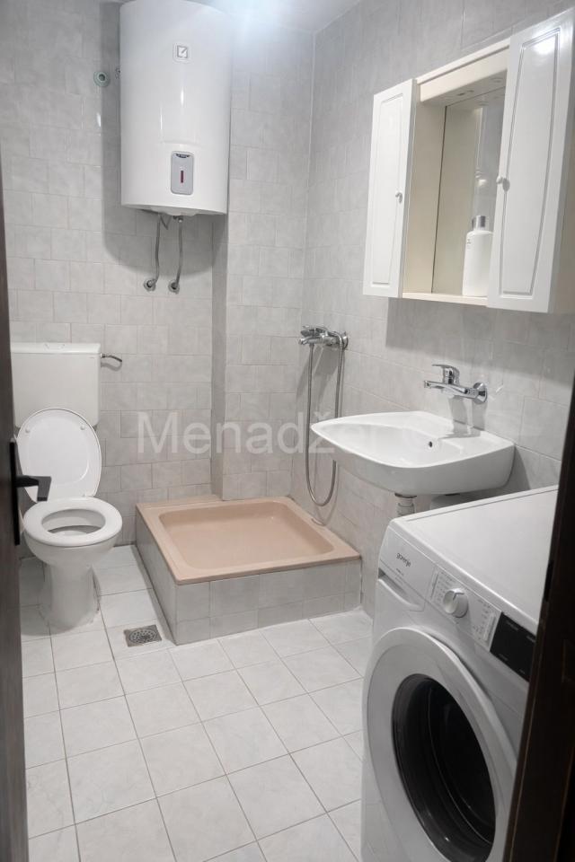 Altina, ograđen plac 5.3ara, objekat 240m2, uknjiženo 