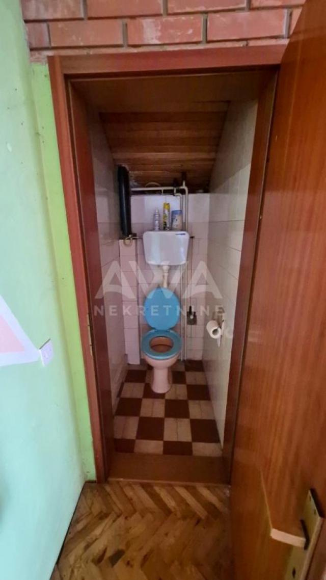Čonoplja – Spratna kuća 172m² na velikom placu 1617m²