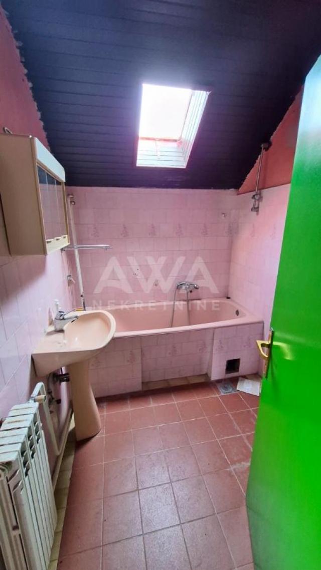 Čonoplja – Spratna kuća 172m² na velikom placu 1617m²
