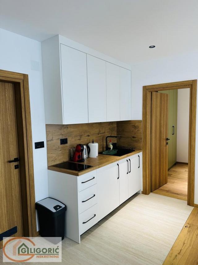 Lux apartman-sa prelepim pogledom-vrh Jahorine