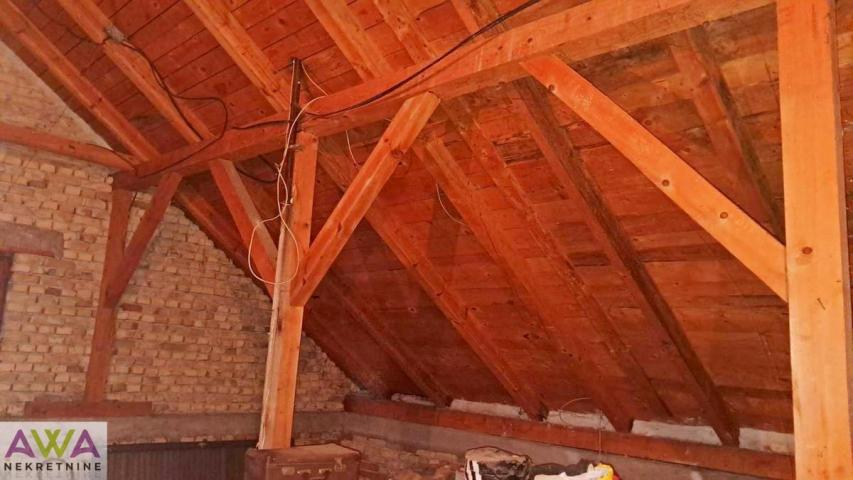 Čonoplja – porodična kuća na placu 679m²