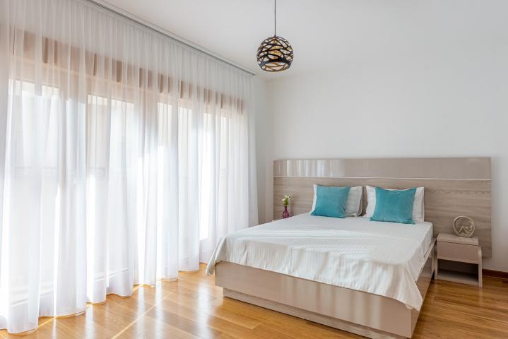 Spacious one bedroom apartment in a new building, Przno