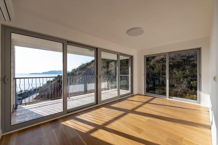 Penthouse with 3 bedrooms and stunning views for sale