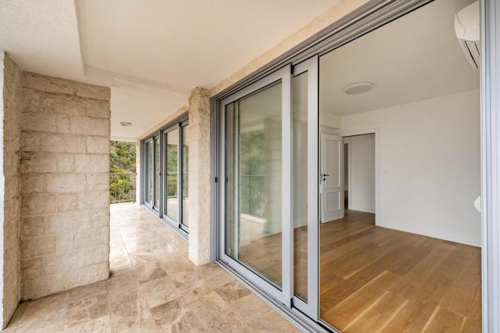 Penthouse with 3 bedrooms and stunning views for sale